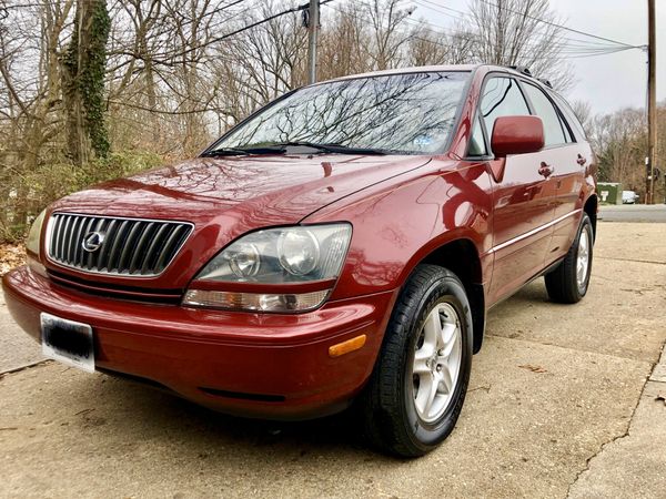 Lexus rx300 awd