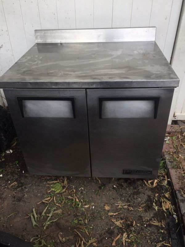 Lowboy refrigerator restaurant/ kitchen equipment for Sale in