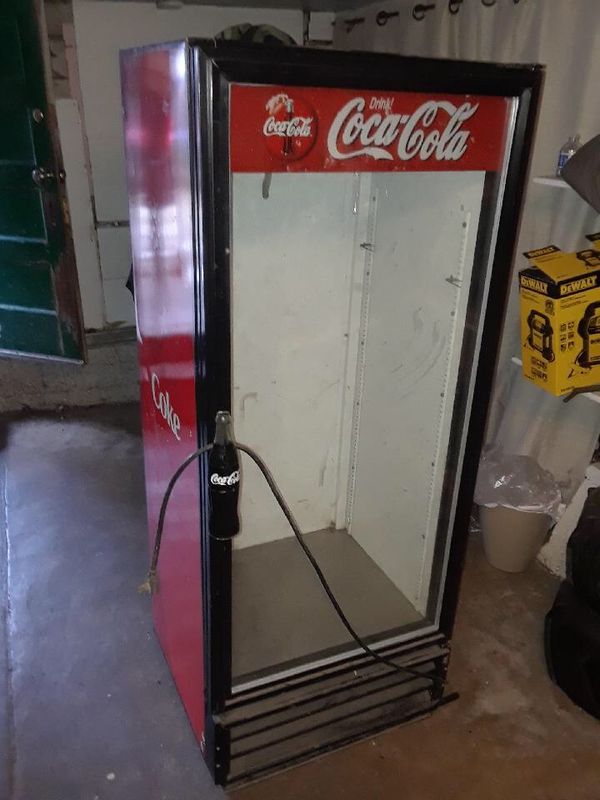 Coca Cola coke commercial refrigerator for Sale in Oakland, CA OfferUp