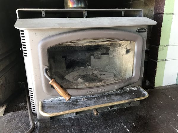 Avalon rainier 945/990 wood stove insert for Sale in Gig Harbor, WA ...