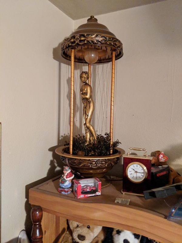 Vintage goddess rain oil lamp beautiful! for Sale in Dayton, OH OfferUp