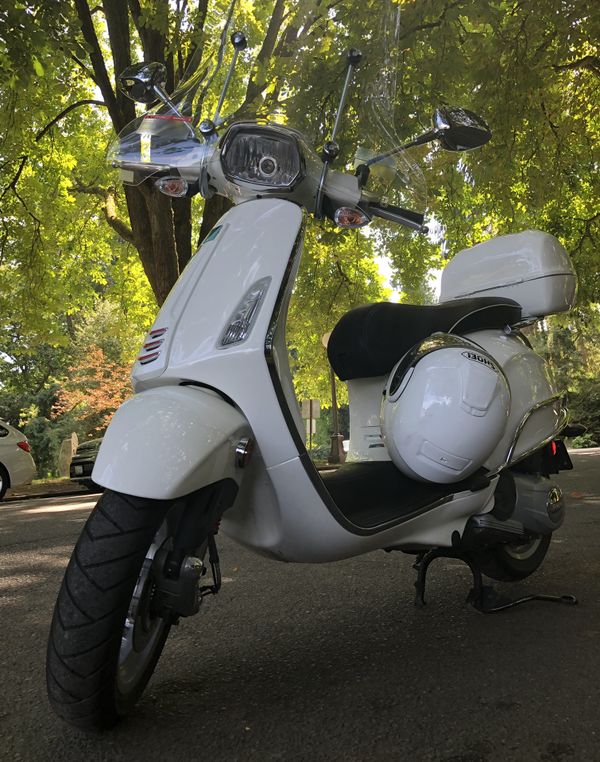 PIAGGIO VESPA  SPRINT 150  cc  SCOOTER YEAR 2014 for Sale 