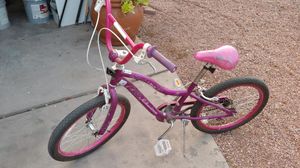 Girl's bicycle like new for Sale in Phoenix, AZ