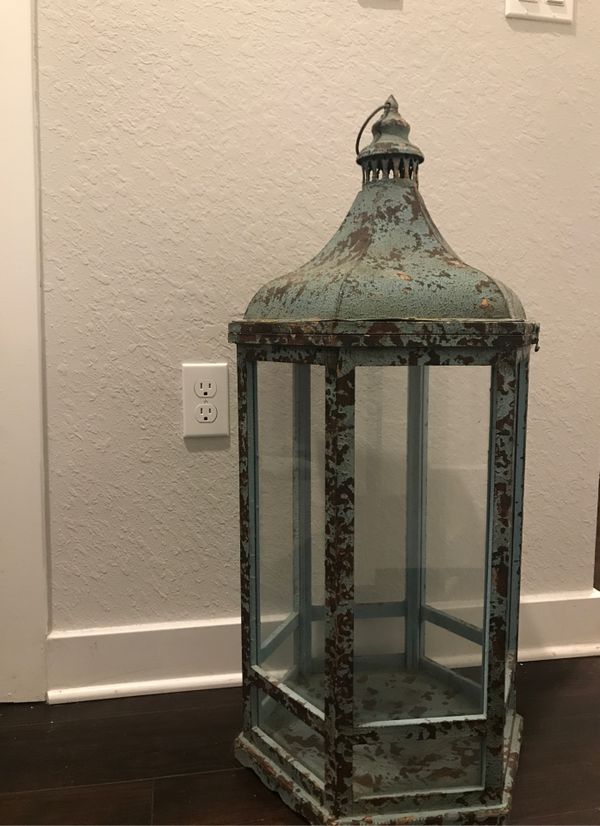 Lantern hobby lobby 33 inches tall 17 inches wide for Sale in Orlando