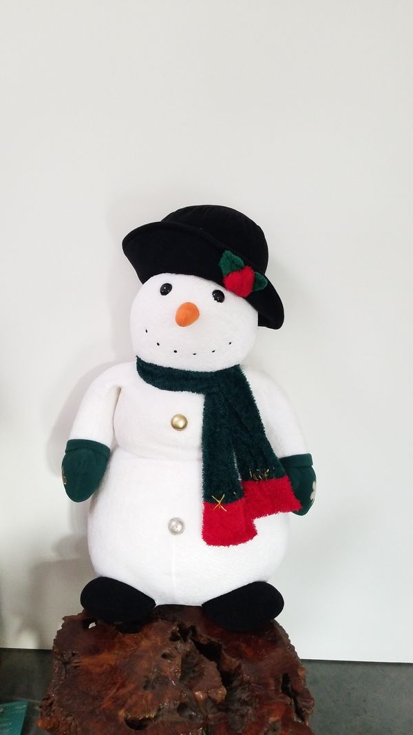 big plush snowman