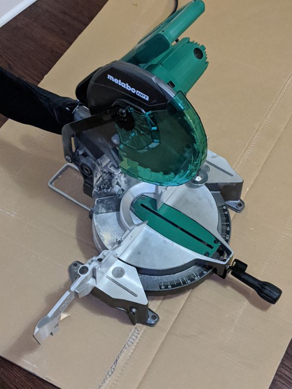 Metabo HPT C10FCGS 10" Compound Miter Saw, 15-Amp Motor, Single Bevel