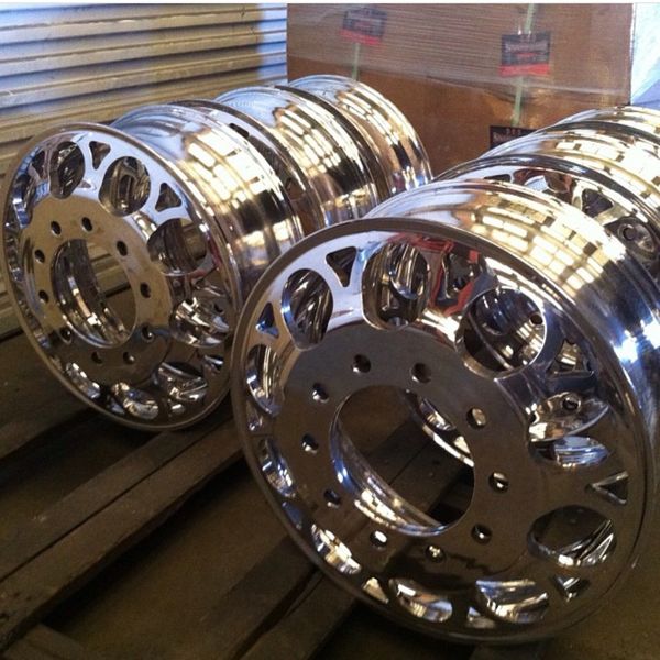 (6) 22” Dually wheels and tires for Sale in Windsor Hills, CA OfferUp