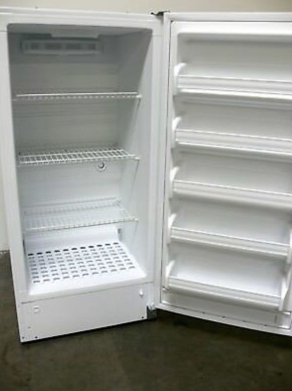 Whirlpool Upright Deep freezer 16 cubic (Pick up Only) 375 PICK UP ASAP ONLY for Sale in