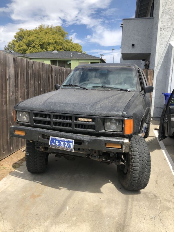 1984 Toyota 4Runner rock crawler with roof rack for Sale in Alta Loma, CA - OfferUp