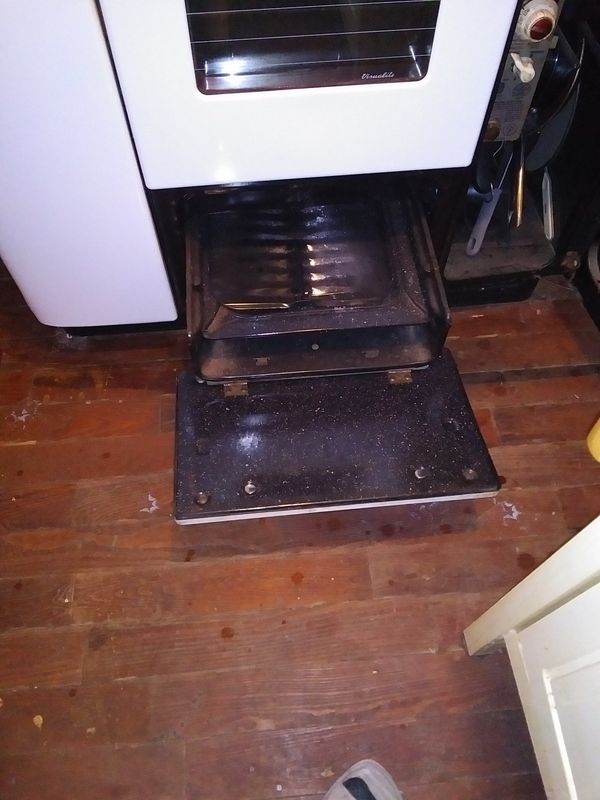 1950s vintage tappan deluxe gas stove for Sale in Farris, OK OfferUp