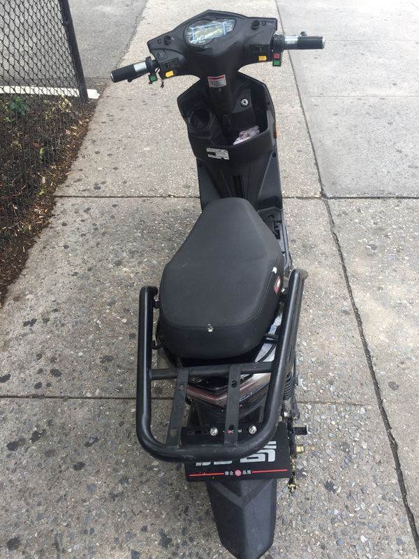 Electric Scooter 48v Yochi for Sale in Bronx, NY OfferUp
