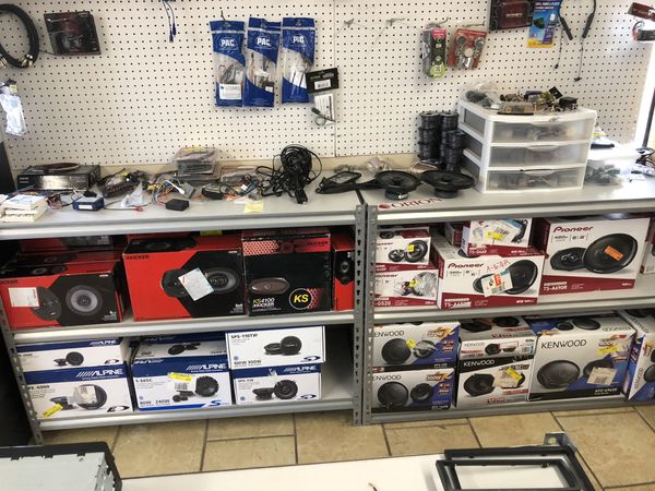  Car audio blowout SALE In Tulsa meeting up now for 