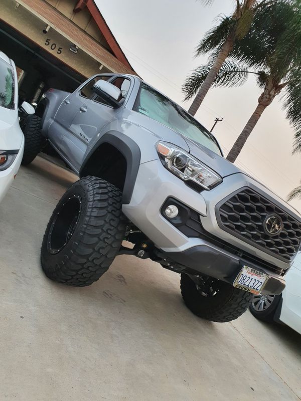 2020 TOYOTA TACOMA TRD 4X4 (LIFTED) for Sale in Ontario, CA - OfferUp