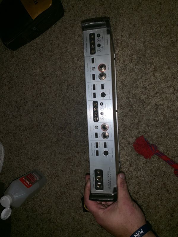 JL Audio Amp 300/4 300 watt 2/4 channel for Sale in Lake View Terrace