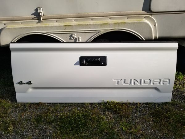 2018 Toyota Tundra tailgate complete for Sale in Mount Vernon, WA - OfferUp