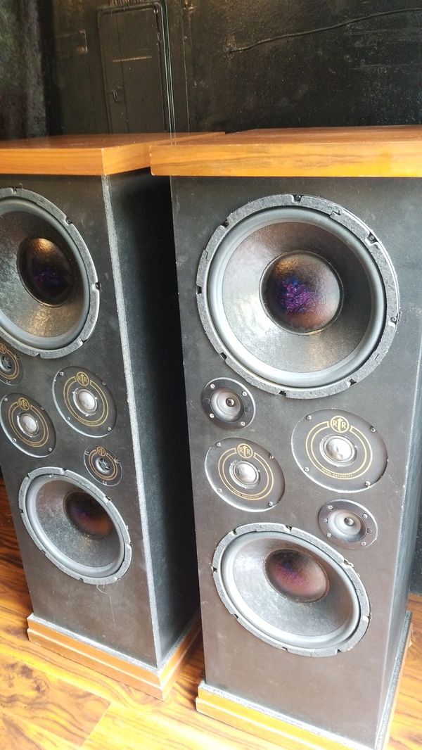 Vintage Rtr Model 600d Large Speakers For Sale In Lakewood Wa Offerup