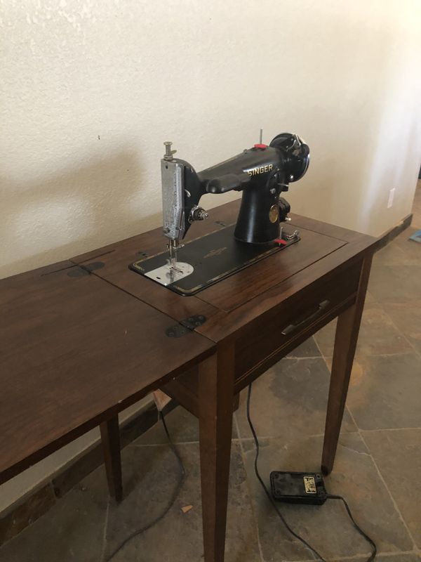 1947 Vintage Singer Sewing machine for Sale in Ramona, CA OfferUp