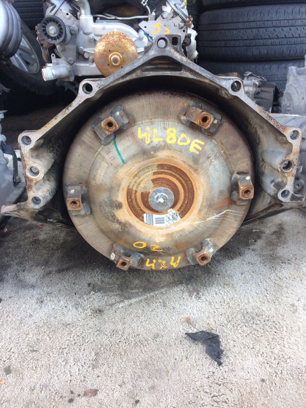 02 Chevy Silverado 6.0 Transmission for sale for Sale in Phoenix, AZ