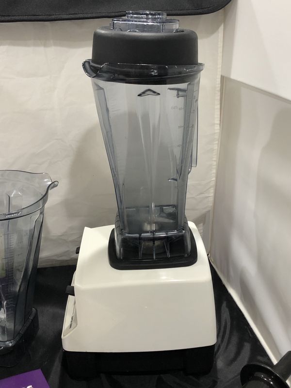Vita-Mix Super 5000 Blender Mixer w/ Extras for Sale in Renton, WA