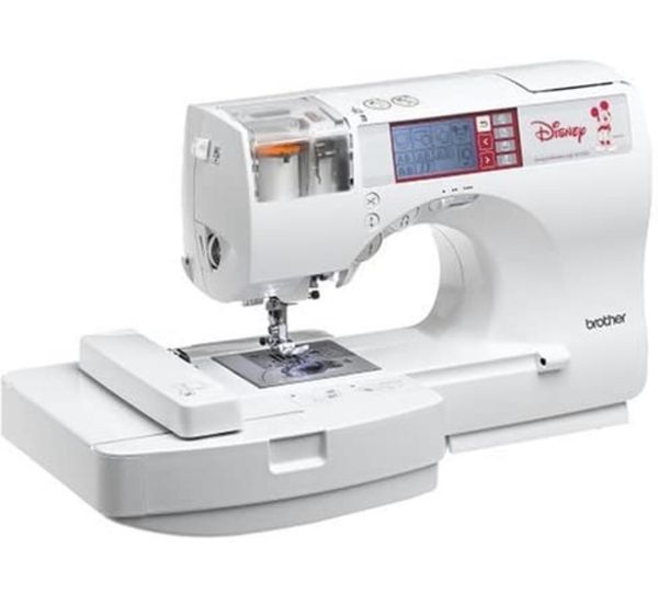 Brother Embroidery Sewing Machine SE270D for Sale in San Bernardino