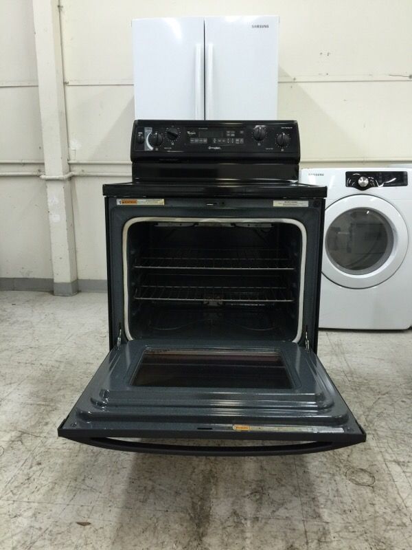 Whirlpool Glass Top Stove for Sale in San Jose, CA OfferUp