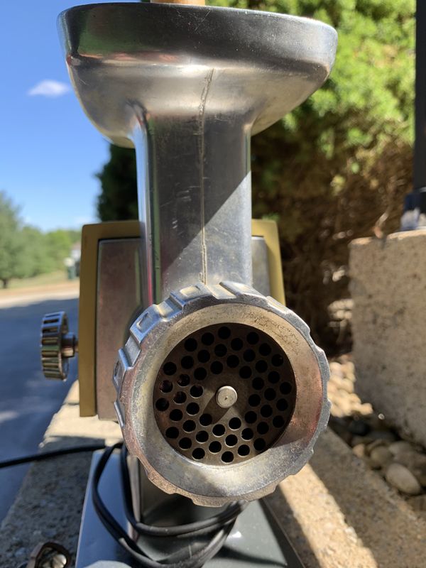 VINTAGE Electric meat grinder ñ Monroeville for Sale in Monroeville, PA