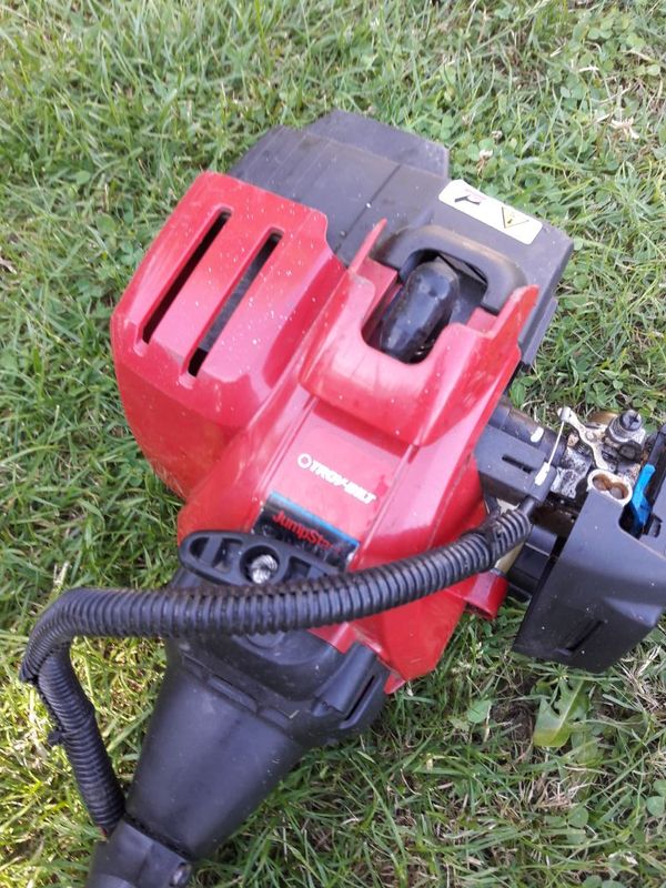 TroyBilt weed eater with detachable head 30. It will start and run on
