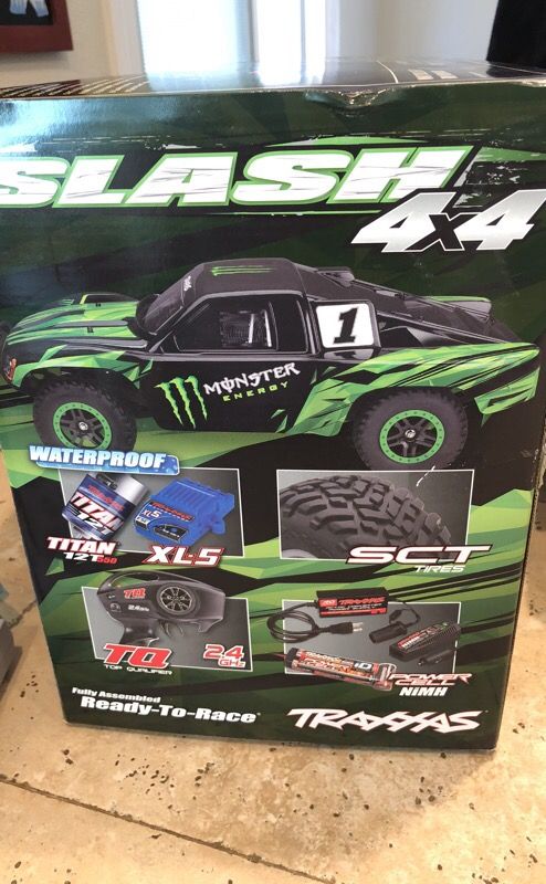 traxxas slash 4x4 monster energy special edition