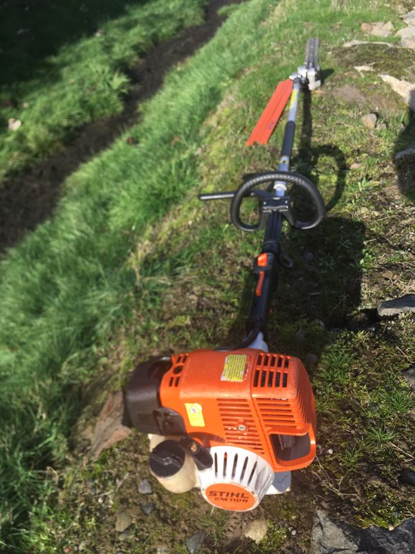 Stihl KM110 KombiSystem w/HLKM 135* adjustable hedge trimmer (in good