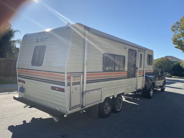 1985 Komfort 5th wheel 28ft self contained must see for Sale in Tracy ...
