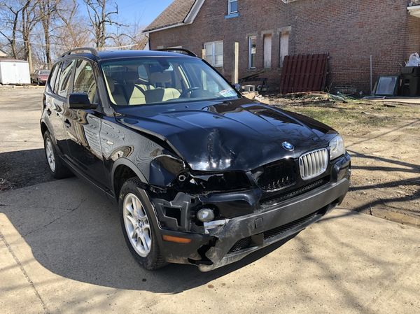 2007 BMW X3 suv 4x4 black tan leather loaded light damage only $3195 for Sale in New Franklin ...