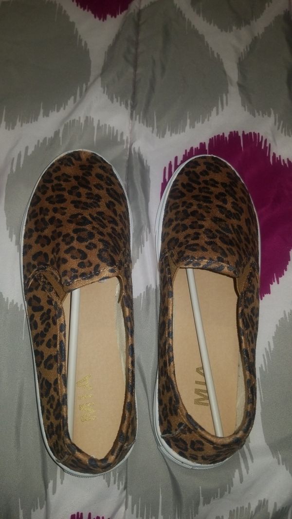 mia cheetah sandals