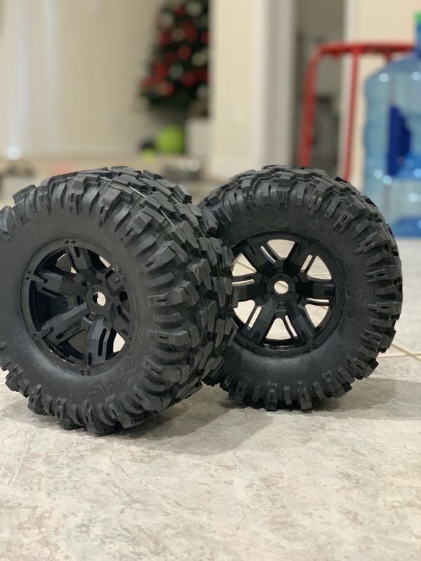 traxxas maxx stock tires
