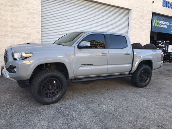 Trd pro oem wheels with TOYO open country at3 LT285/70/17 Tacoma ...