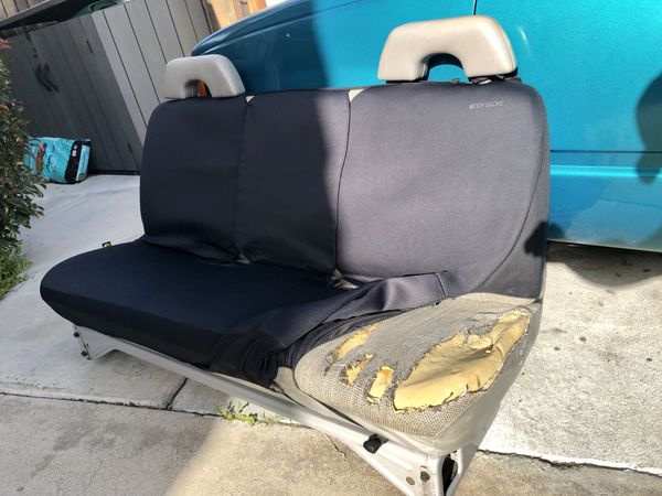 88-98 Chevy C1500 Front Bench Seat for Sale in Murrieta, CA - OfferUp