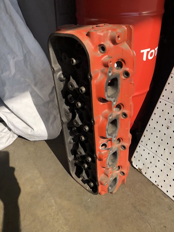 3993820 Big Block Chevy Cylinder Head for Sale in Costa Mesa, CA OfferUp
