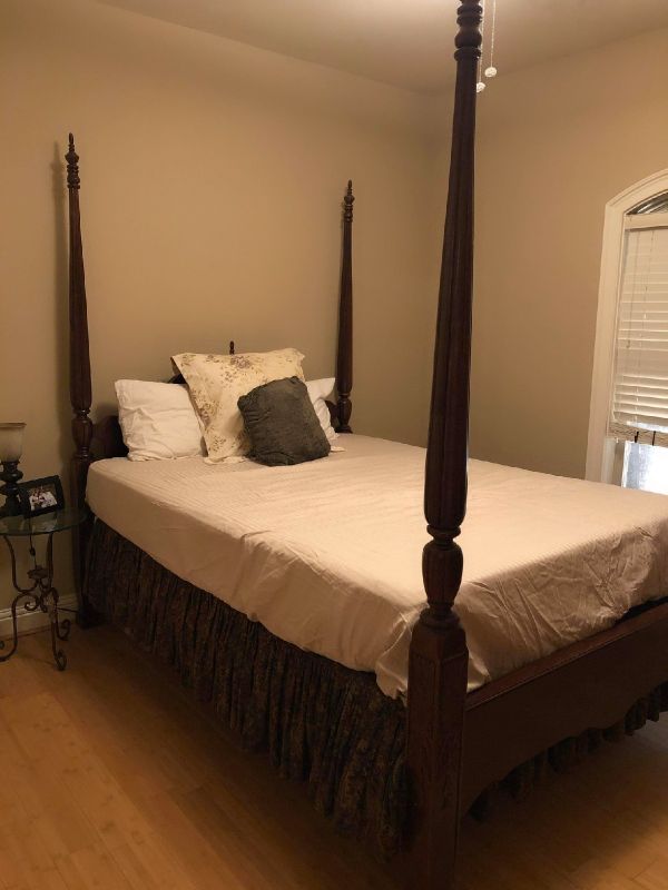 Limited Edition Cochran Bed W0598 Hood Furniture for Sale in Wetumpka