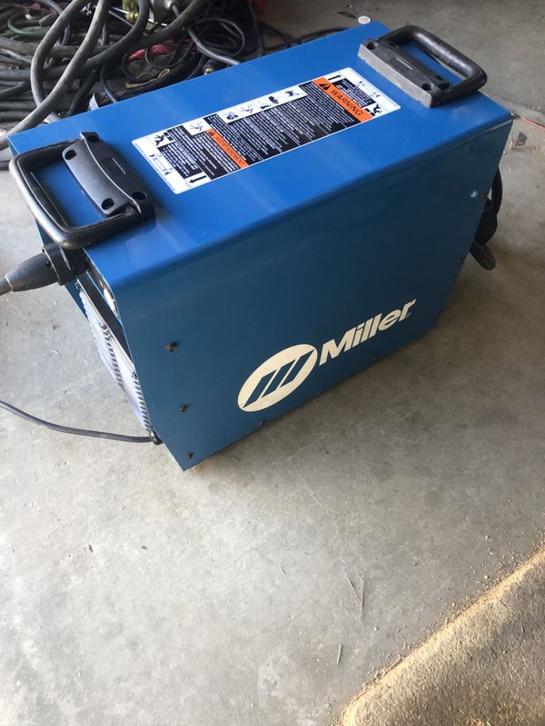 Miller Spectrum 2050 55 amp 220v plasma cutter like new for Sale in