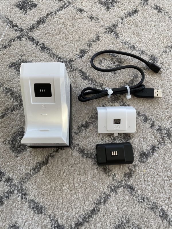 elite controller charging stand