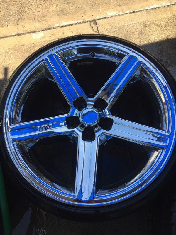 Iroc 22inch Rims Set With 4 Good Condition Tires 1 Rim Is Slightly Cracked Need To Be Welded 5265