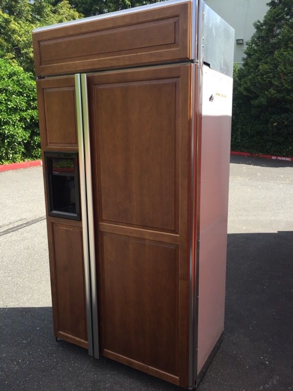 42'' Ge Monogram built in Fridge for Sale in Monroe, WA OfferUp
