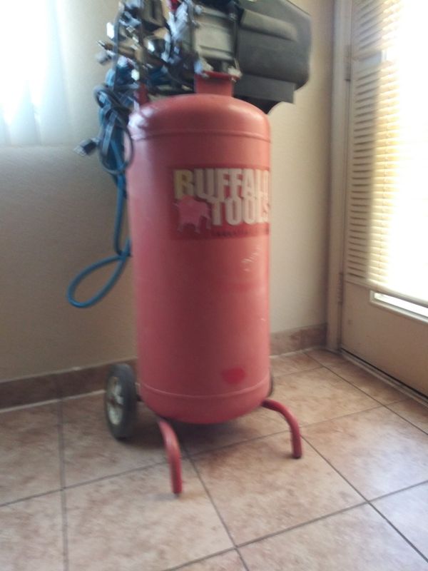 Buffalo tools 30 gallon electric air compressor for Sale in North Las