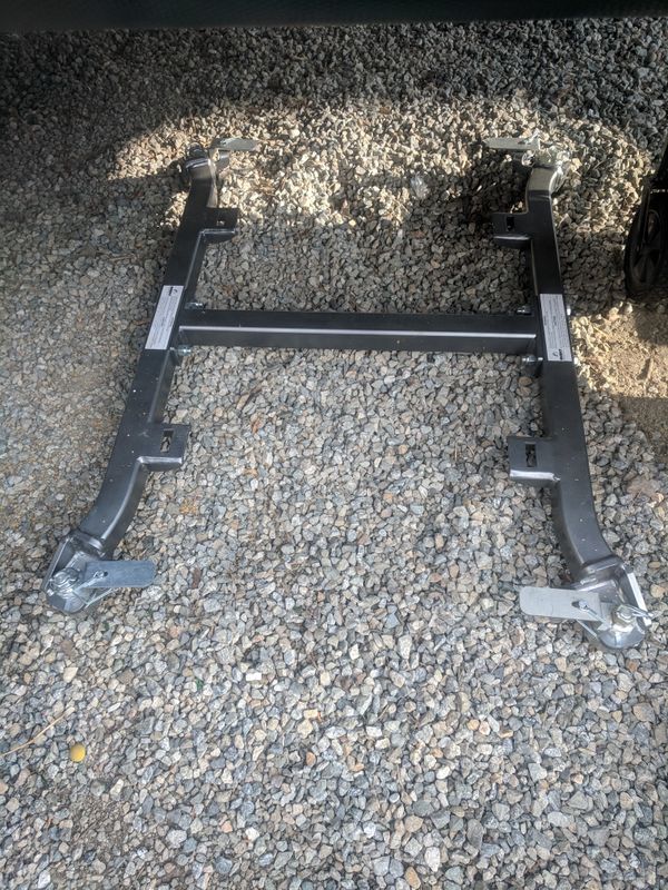 Brand new Husky fifth wheel adapter for Ram Prep kit for Sale in Colton ...