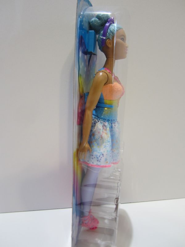 barbie dreamtopia rainbow cove flying wings fairy doll