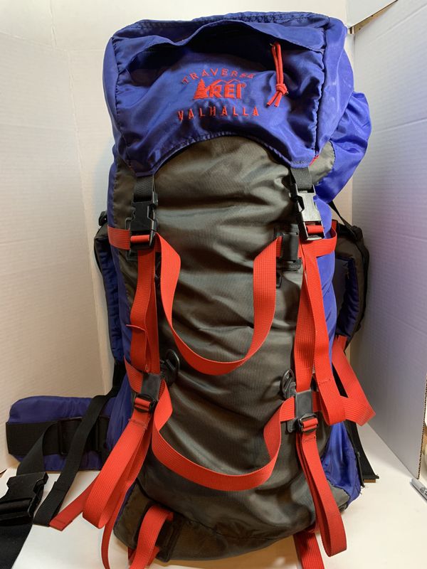 rei traverse 48