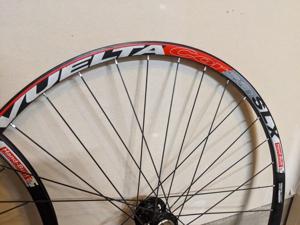 vuelta corsa pro hd road hand built wheelset