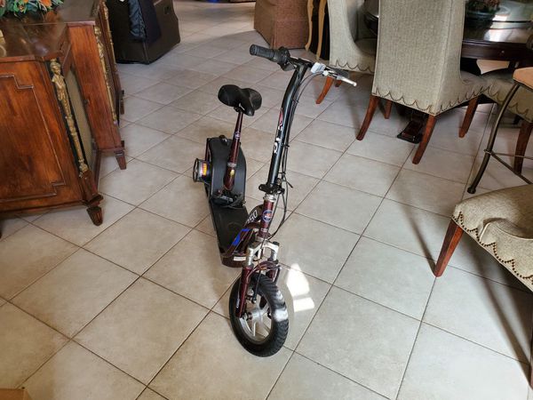 izip 750 electric scooter