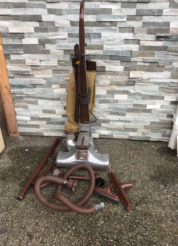 Kirby Classic Vintage Vacuum Cleaner for Sale in Lynnwood, WA OfferUp