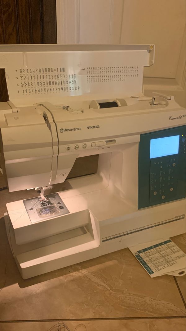 husqvarna viking emerald 183 sewing machine for Sale in Seminole, FL