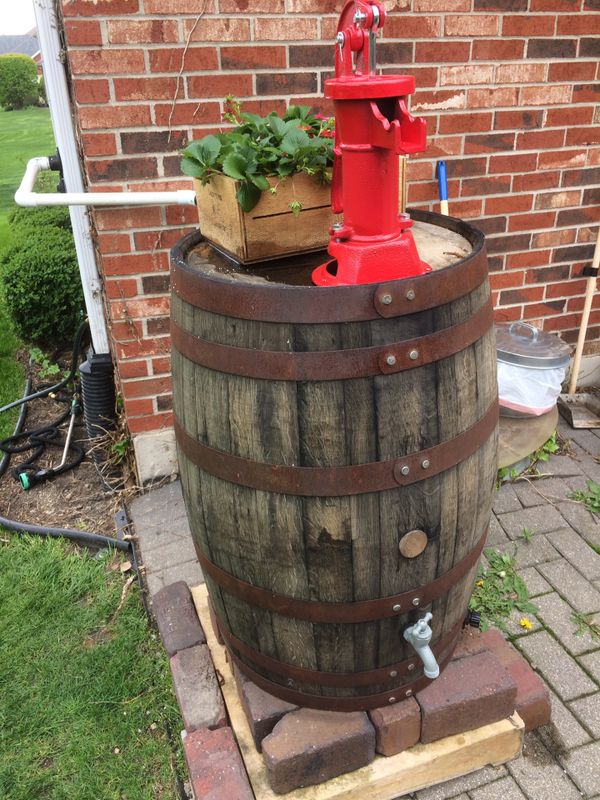 Whiskey Rain Barrel 53 gallon for Sale in Marengo, IL OfferUp